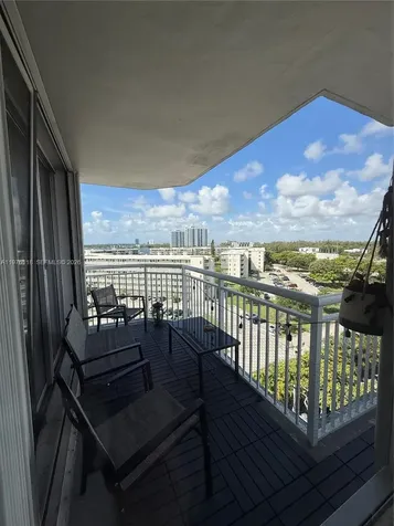 18011 Biscayne Boulevard Aventura FL 33160