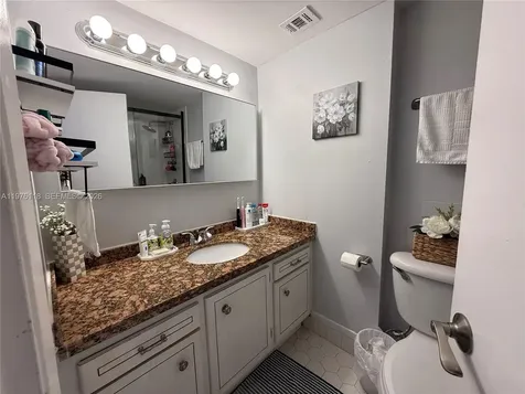 18011 Biscayne Boulevard Aventura FL 33160