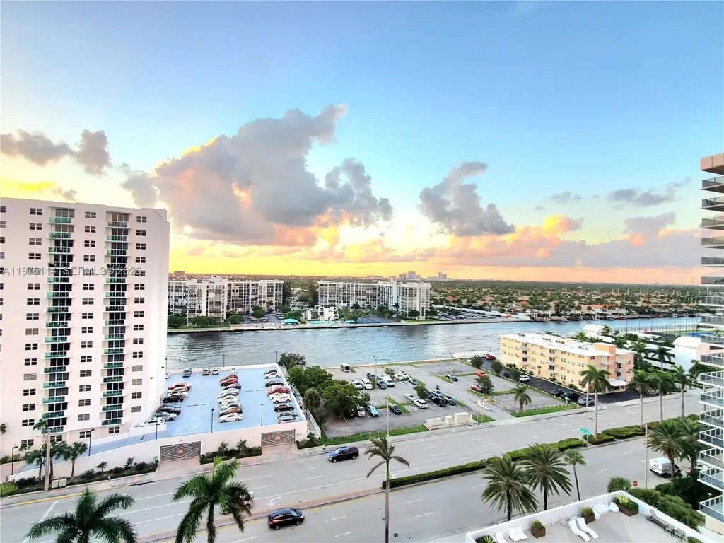 3001 S Ocean Drive Hollywood FL 33019