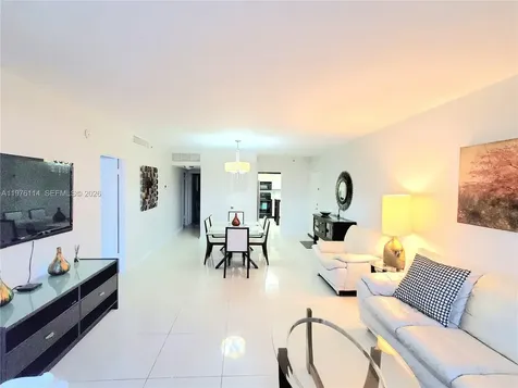 3001 S Ocean Drive Hollywood FL 33019