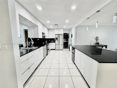7005 NW 94th Avenue Tamarac FL 33321