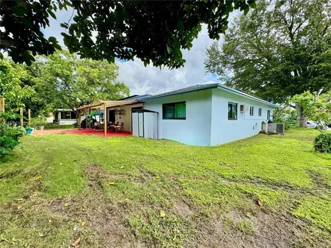 7005 NW 94th Avenue Tamarac FL 33321