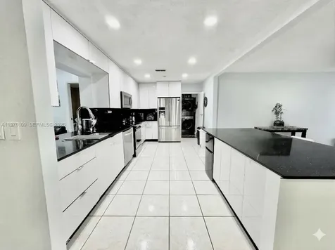 7005 NW 94th Avenue Tamarac FL 33321