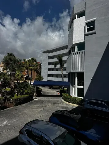 4000 NE 170th Street North Miami Beach FL 33160