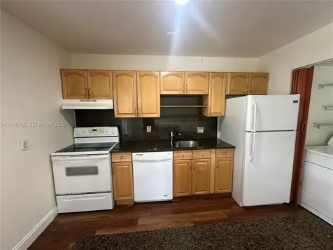 3033 NW 68th Street Fort Lauderdale FL 33309