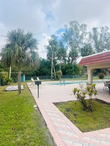 3251 Holiday Springs Boulevard Margate FL 33063