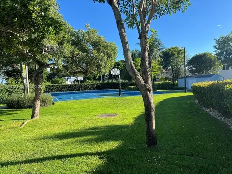 11010 NW 87th Street Doral FL 33178