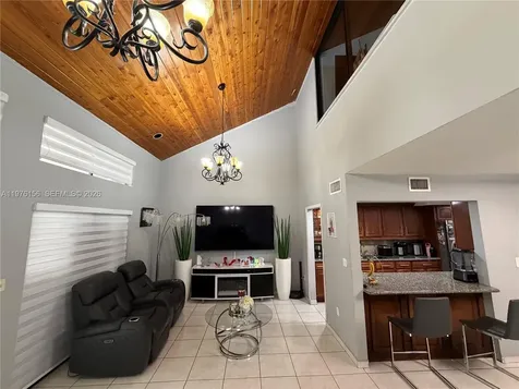 8408 NW 8th Street Miami FL 33126
