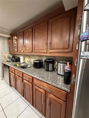 8408 NW 8th Street Miami FL 33126