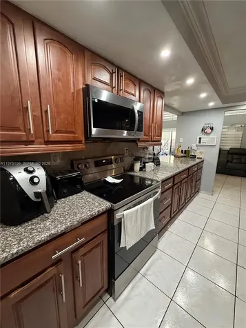 8408 NW 8th Street Miami FL 33126