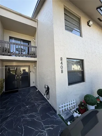 8408 NW 8th Street Miami FL 33126
