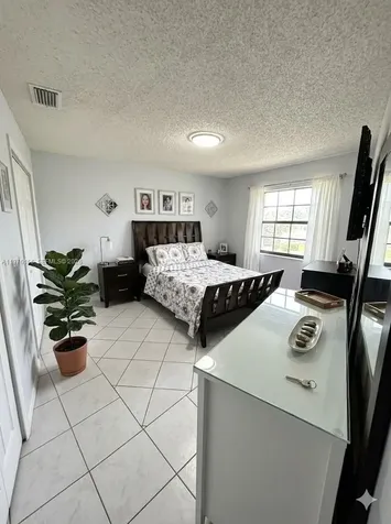 8408 NW 8th Street Miami FL 33126