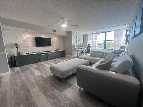 2766 S Carambola Circle S Coconut Creek FL 33066