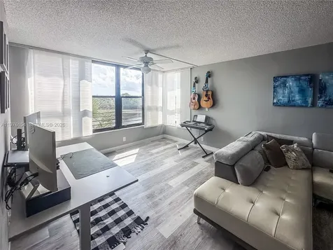 2766 S Carambola Circle S Coconut Creek FL 33066