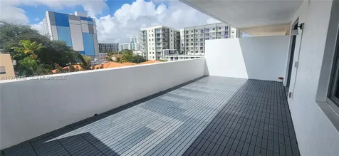 36 NW 6th Avenue Miami FL 33128