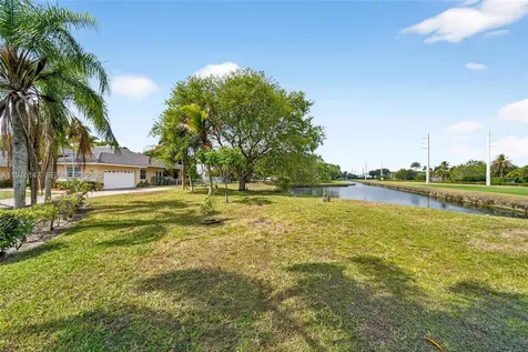 14040 SW 83rd Court Palmetto Bay FL 33158