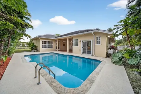 14040 SW 83rd Court Palmetto Bay FL 33158