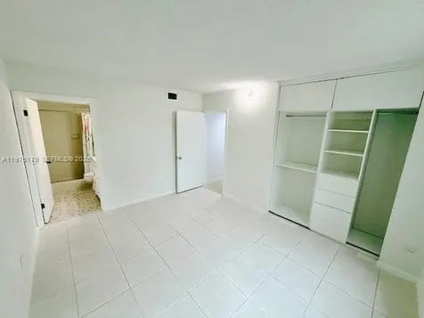 1250 NE 119th Street Miami FL 33161