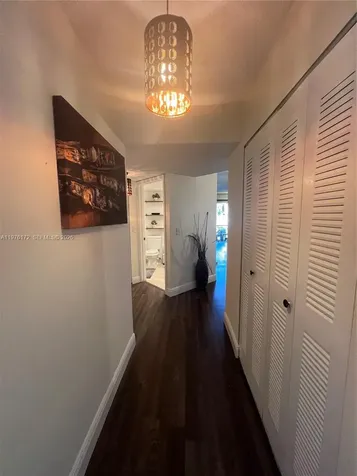 5533 Courtyard Drive Margate FL 33063