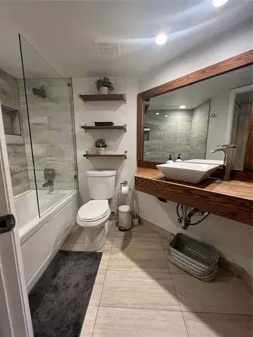 5533 Courtyard Drive Margate FL 33063