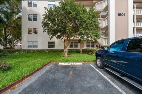 1901 Bermuda Circle Coconut Creek FL 33066
