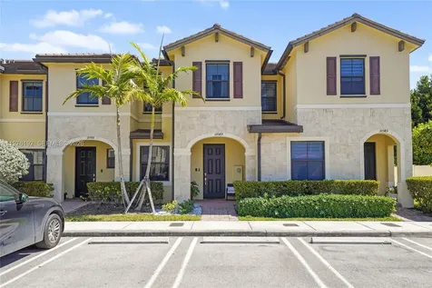 10589 W 33rd Lane Hialeah FL 33018