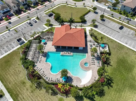 10589 W 33rd Lane Hialeah FL 33018
