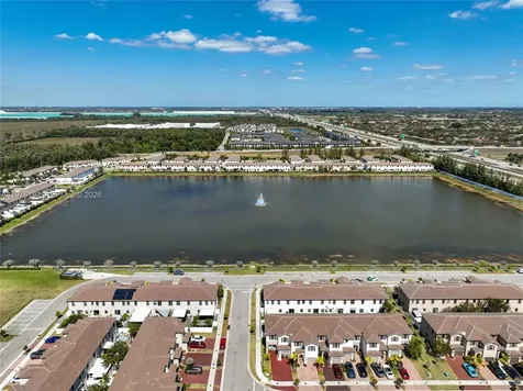 10589 W 33rd Lane Hialeah FL 33018
