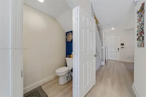 10589 W 33rd Lane Hialeah FL 33018