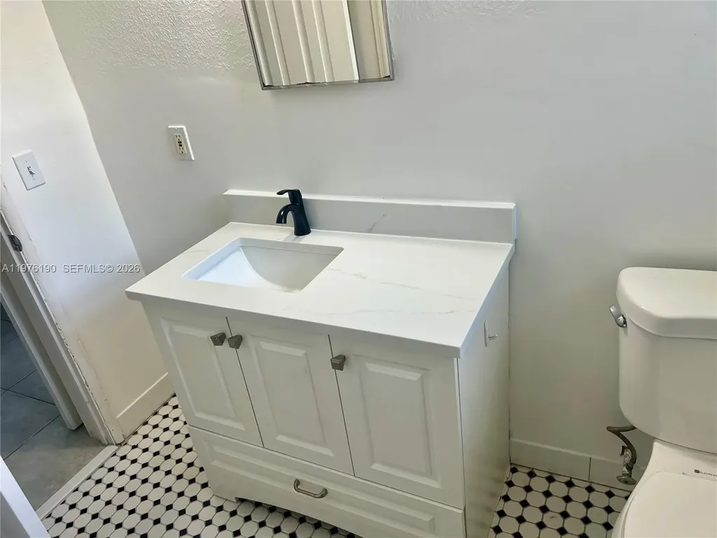 630 NE 15th Court Fort Lauderdale FL 33304