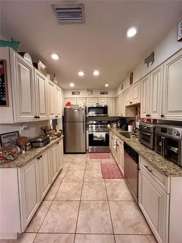 6605 NW 76th Street Tamarac FL 33321