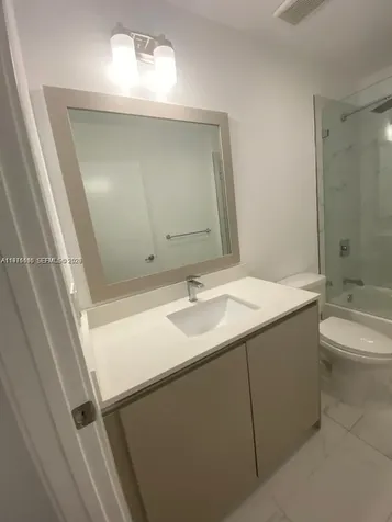 2561 NE 193rd Street Miami FL 33180