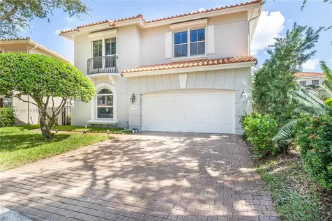 1547 Mariner Way Hollywood FL 33019