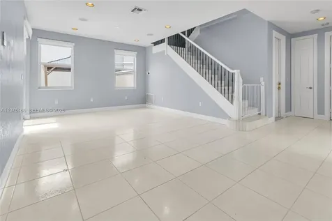 1547 Mariner Way Hollywood FL 33019