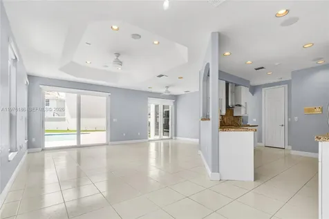 1547 Mariner Way Hollywood FL 33019