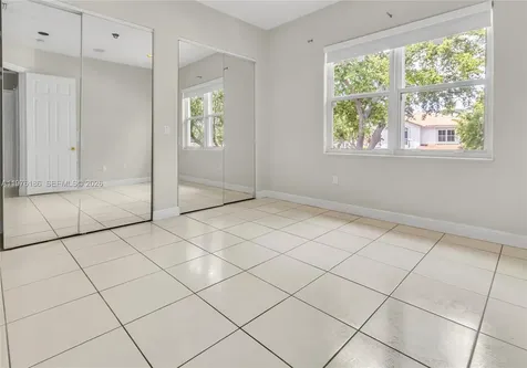 1547 Mariner Way Hollywood FL 33019