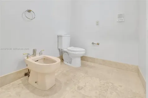1547 Mariner Way Hollywood FL 33019