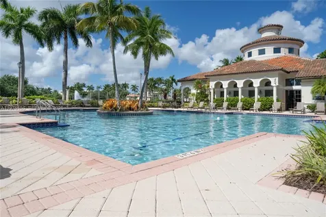 1547 Mariner Way Hollywood FL 33019