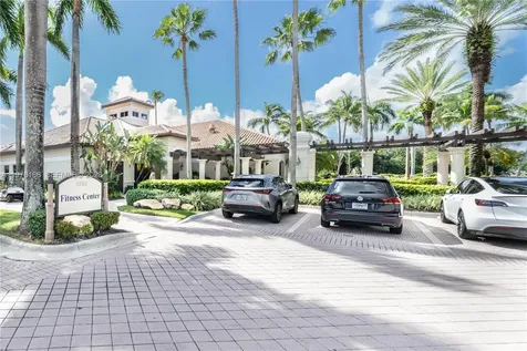 1547 Mariner Way Hollywood FL 33019