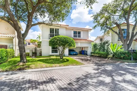 1547 Mariner Way Hollywood FL 33019