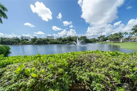 1547 Mariner Way Hollywood FL 33019