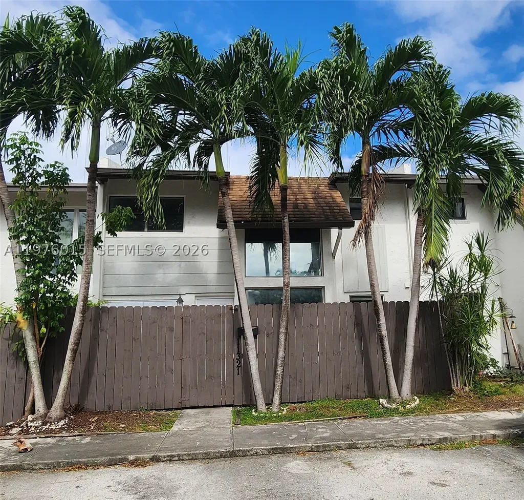 11321 SW 65th Street Miami FL 33173