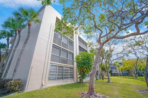 3141 NW 47th Terrace Lauderdale Lakes FL 33319