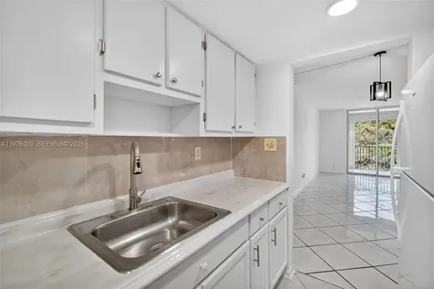3141 NW 47th Terrace Lauderdale Lakes FL 33319