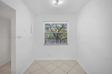 3141 NW 47th Terrace Lauderdale Lakes FL 33319