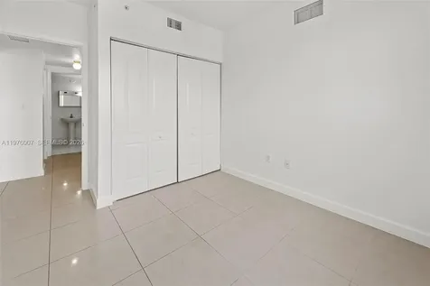 2217 NW 7th Street Miami FL 33125