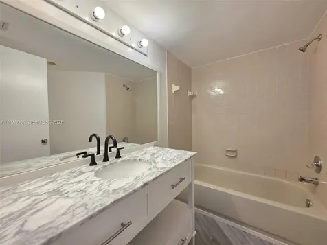 210 Lake Pointe Drive Oakland Park FL 33309