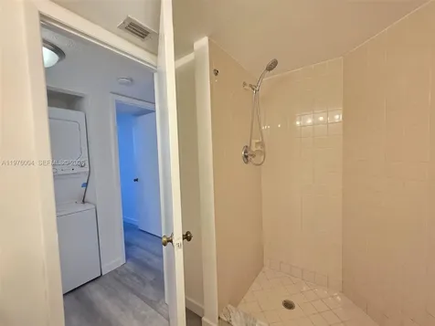 210 Lake Pointe Drive Oakland Park FL 33309