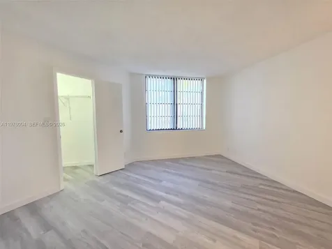 210 Lake Pointe Drive Oakland Park FL 33309