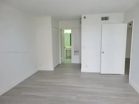 3300 NE 191st Street Aventura FL 33180